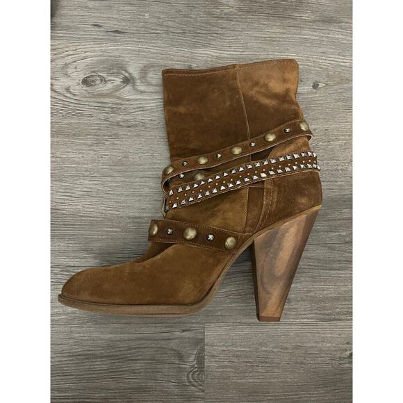 Vero Cuoio mid-calf Chocolate Suede Stud Accents Boot. Straps. EU 40 - Picture 4 of 6